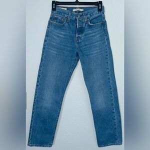 Levi’s wedgie Classic Blue Denim Jeans, straight cut, size 23